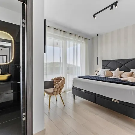 Luxury With A Swimming Pool Premantura, Medulin - 26971 빌라 *